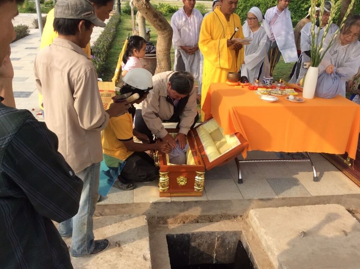 dịch vụ bốc mộ